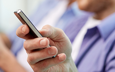 5 Tips to Reduce Cell Phone Use at Your Dental Practice and Improve Performance